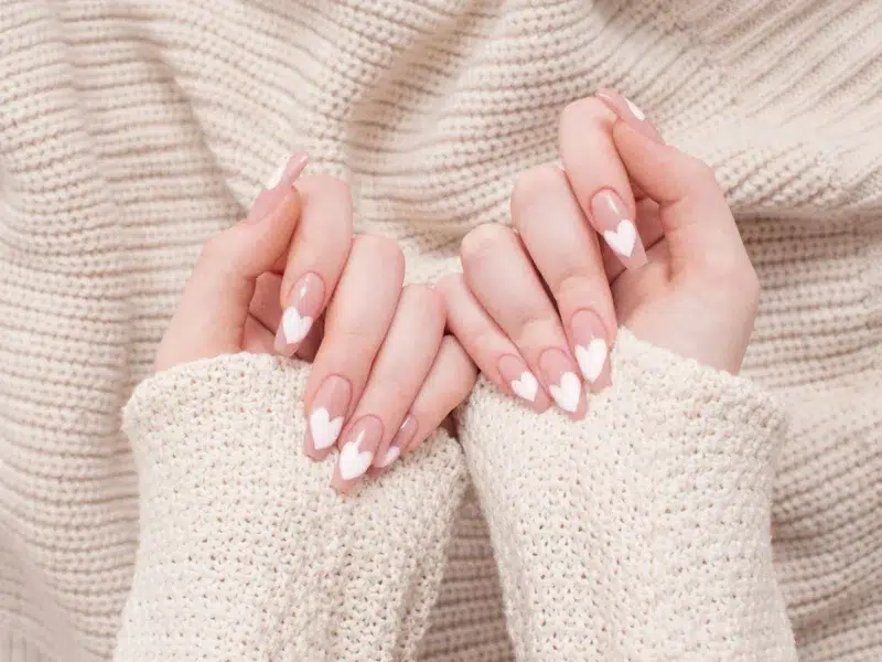 Combien de temps attendre entre deux poses de vernis semi-permanent ?